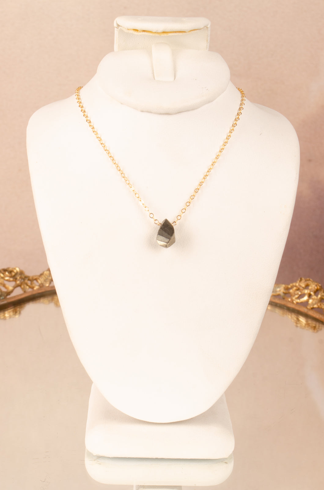 Floating Pyrite Choker