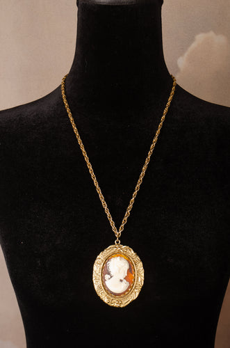 Vintage Cameo Necklace