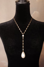 Oversized Faux Pearl Lariat