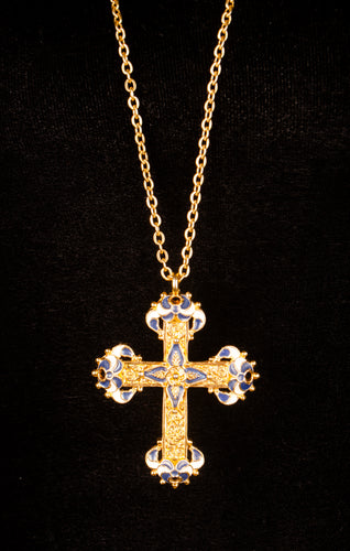 Vintage Avon Smithsonian Institution Gellatly Cross Necklace