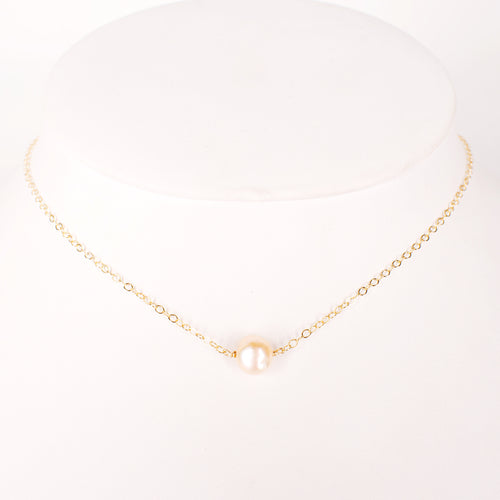 Hera Pearl Choker