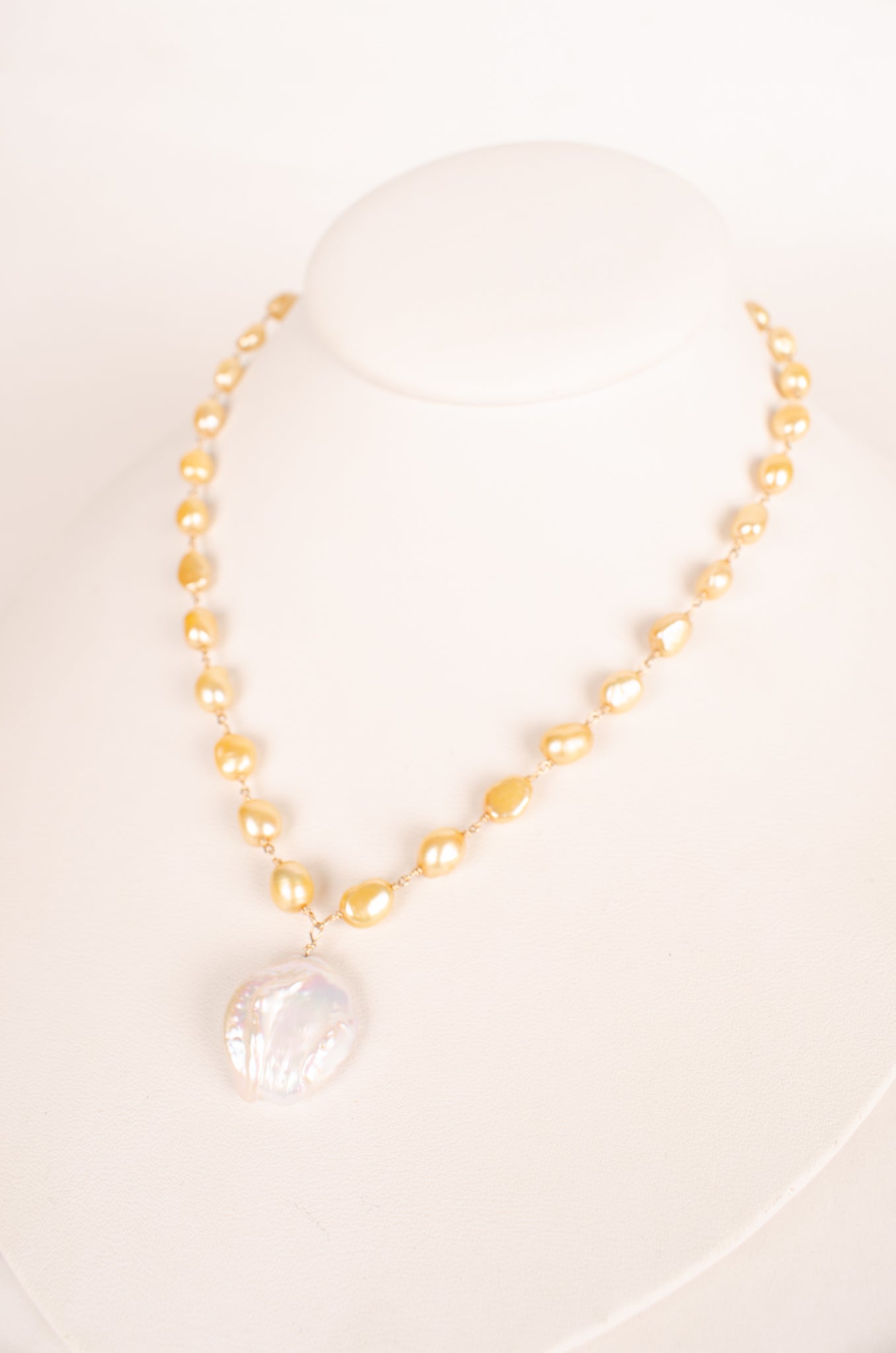 Attract it All Pearl Necklace