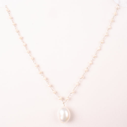Melpomene Pearl Choker